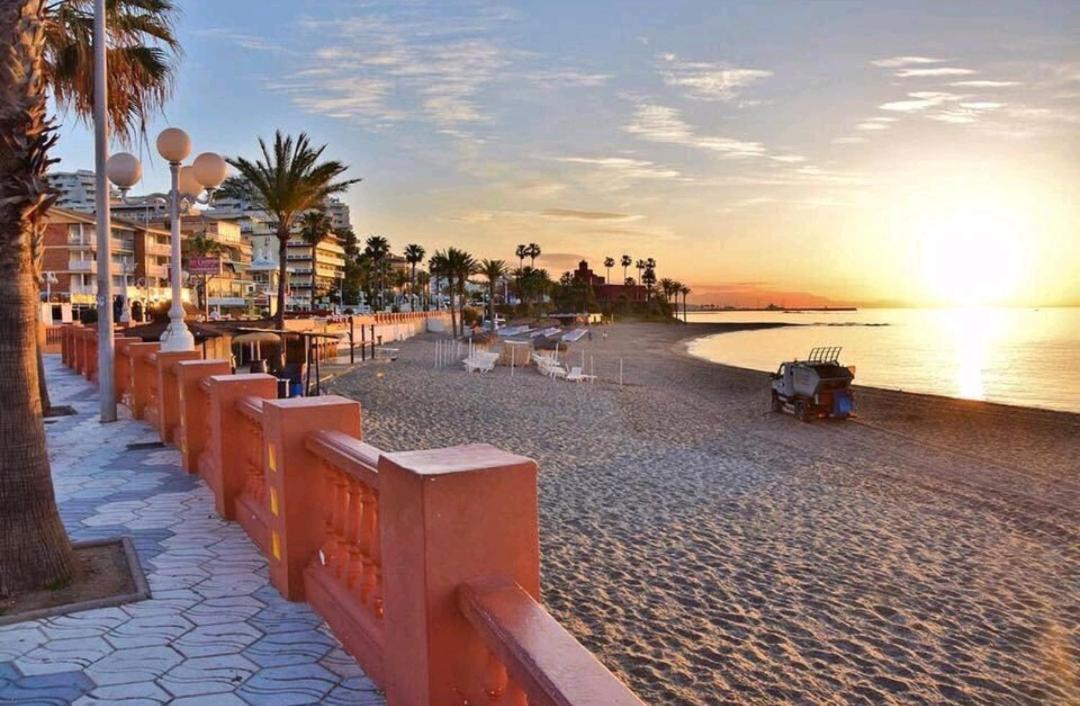 Benalbeach Casa Kito Dreams 1ª Linea Playa ベナルマデナ エクステリア 写真